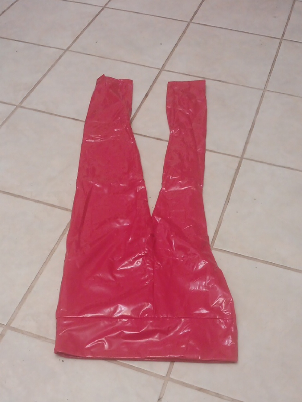 SHEIN Red High-Shine Latex Like Leggings